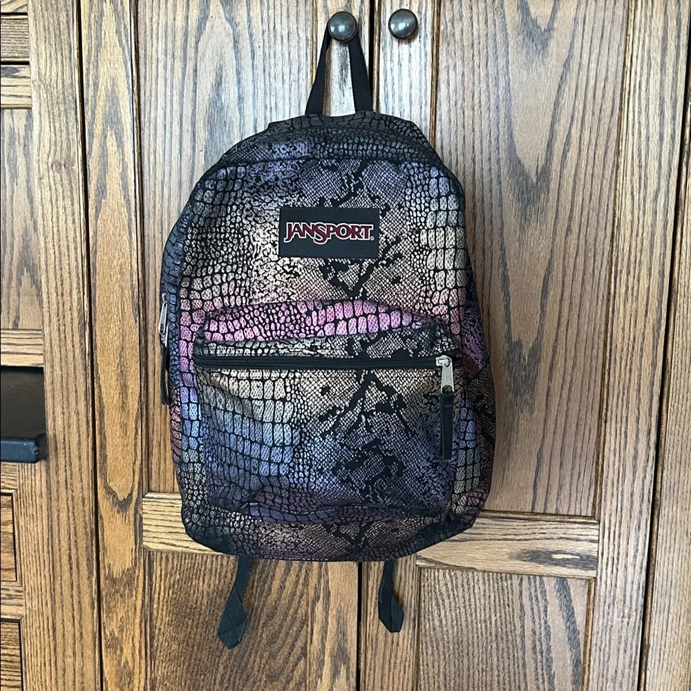jansport backpack 5 zipper 2 bottle pockets Seattle Pack – Durable with Main Compartment, Dual Water Pockets, Lined Laptop Sleeve, Jelly Kelly dnr It has a capacity Hawaiian Jewelry Hand Carved Model:135 x 86 x 18mm